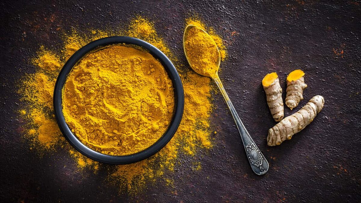 Turmeric: The Golden Root and the Science of Curcumin